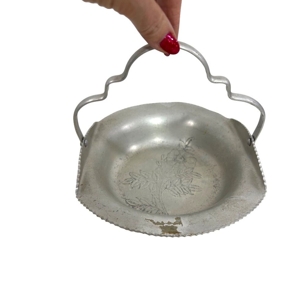 Federal S. Basket Candy Dish Hand Wrought Hammered Aluminum Handled Vtg Floral